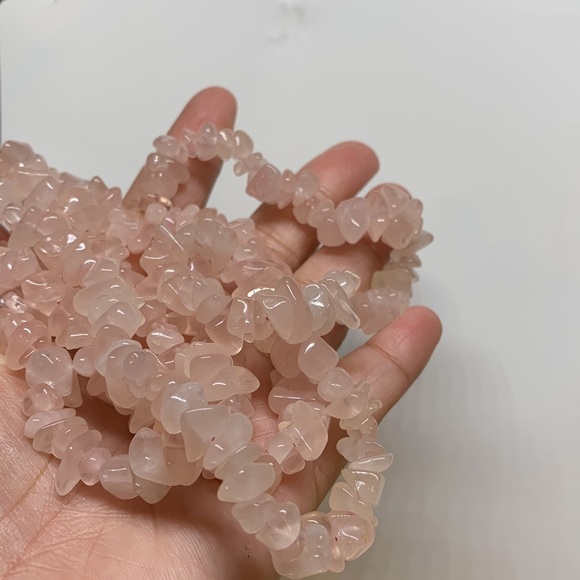 Natural rose quartz necklace - Picture 4 of 4